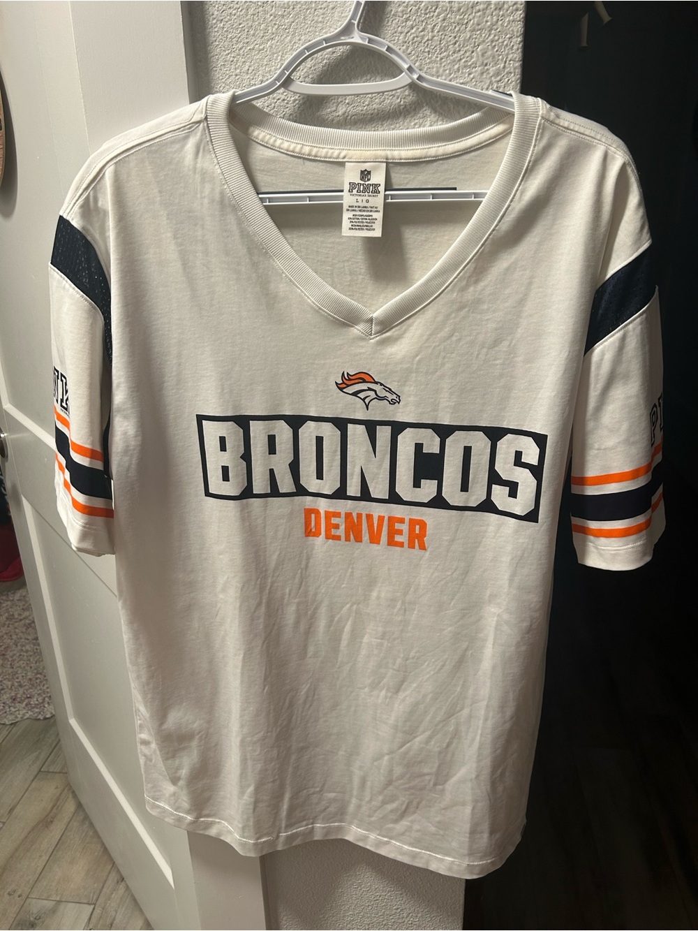 PINK Victoria's Secret White Denver Broncos V-Neck Tee
